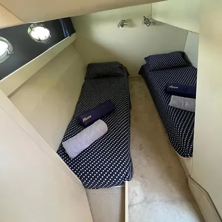 White Eagle Cruises Mykonos Hotel na wodzie Mykonos Town
